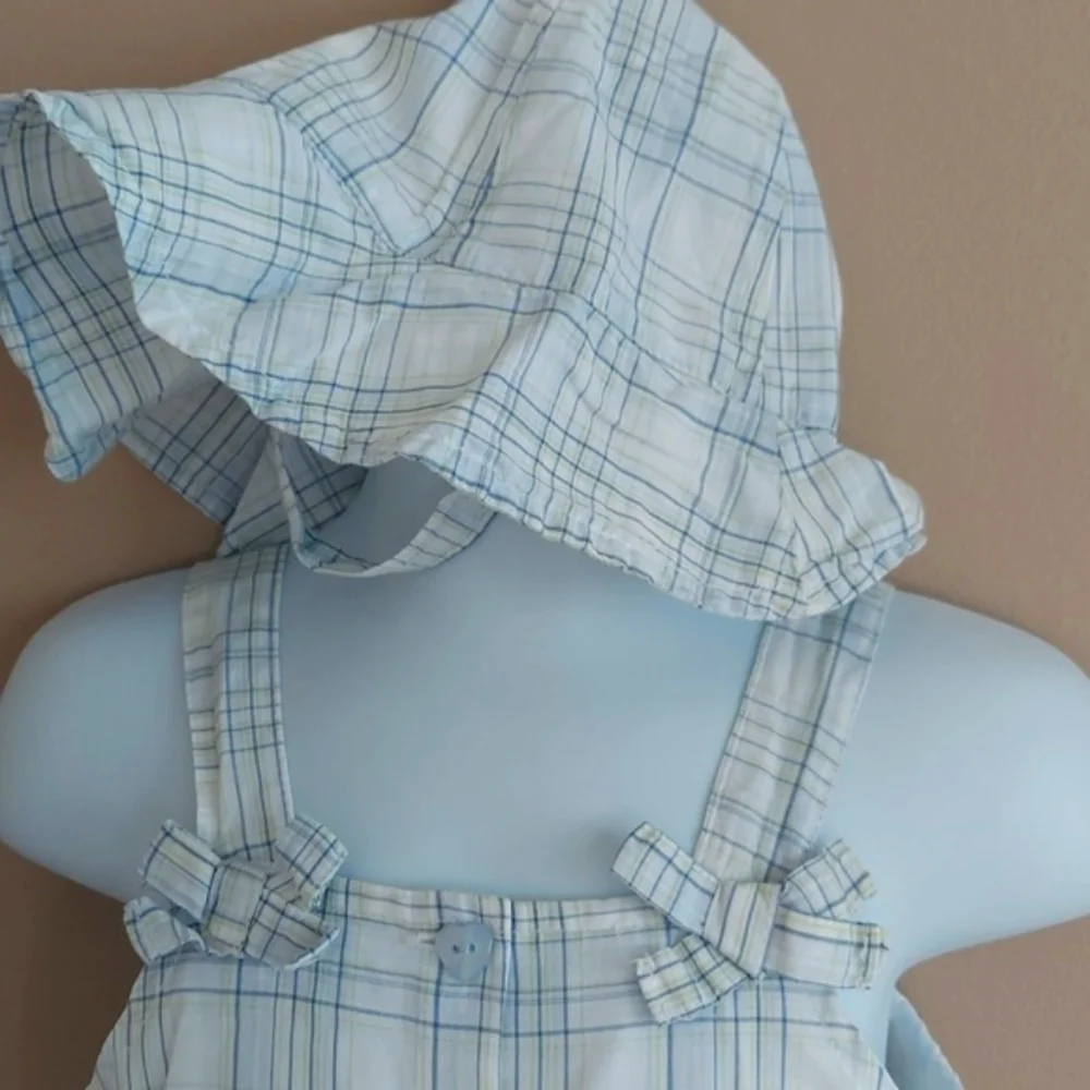 First Impressions Bubble Romper with matching hat - white & blue - sz 12mos